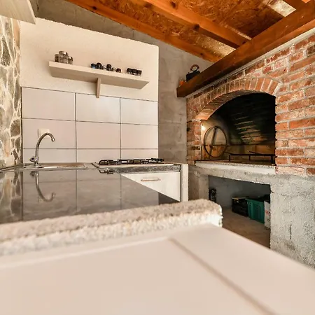 Villa Medun- Private Pool, Bbq, Parking, Airconditioning - Ae1084 아파트 자다르