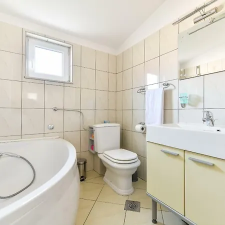 Villa Medun- Private Pool, Bbq, Parking, Airconditioning - Ae1084 Zadar