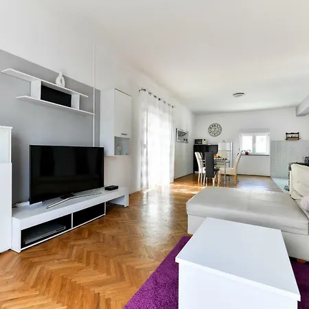 Villa Medun- Private Pool, Bbq, Parking, Airconditioning - Ae1084