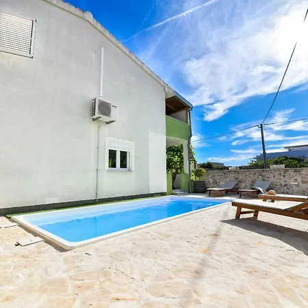 Villa Medun- Private Pool, Bbq, Parking, Airconditioning - Ae1084 * Zadar