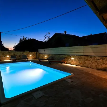 아파트 Villa Medun- Private Pool, Bbq, Parking, Airconditioning - Ae1084