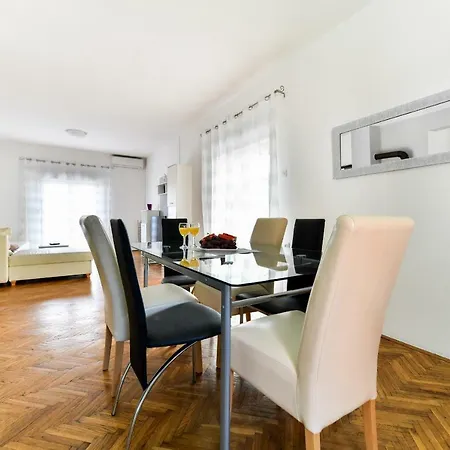 Villa Medun- Private Pool, Bbq, Parking, Airconditioning - Ae1084 *